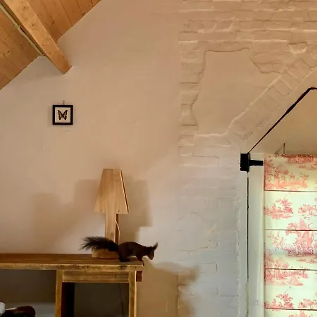 Dom wakacyjny In Het Koetshuis *